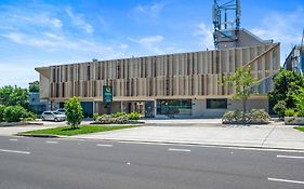 Quality Inn Sunshine Haberfield